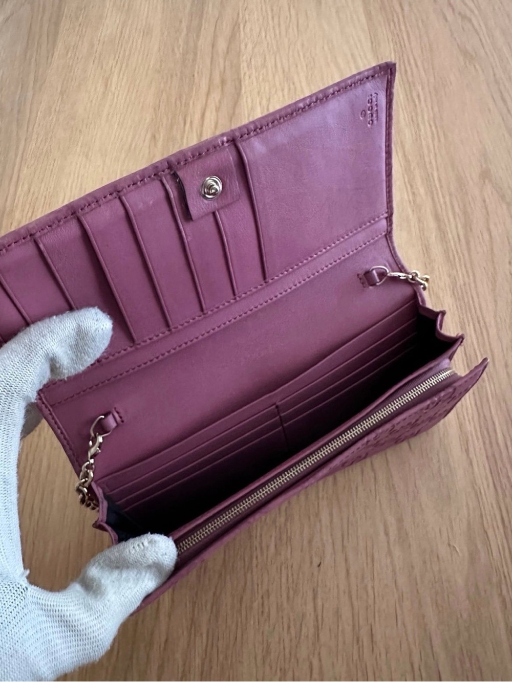 Gucci RARE 1955 horsebit Guccissima Emily chain wallet in very good condition. - Picture 8 of 13